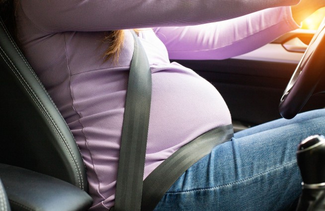 Discharged Woman Gives Birth on the Side of Road