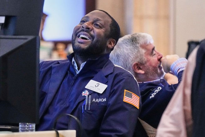 Up-and-Down Stocks End the Day Higher