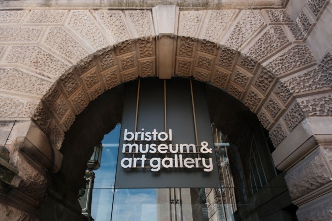 Thieves Steal 600 Imperial Artifacts From UK Museum