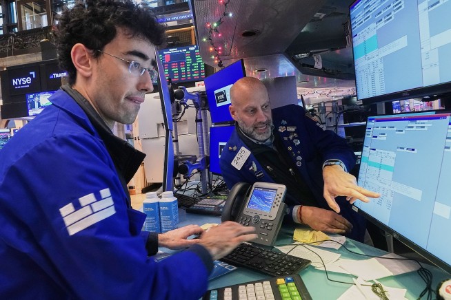 Stocks Hit Record Highs, Even as AI Doubts Persist