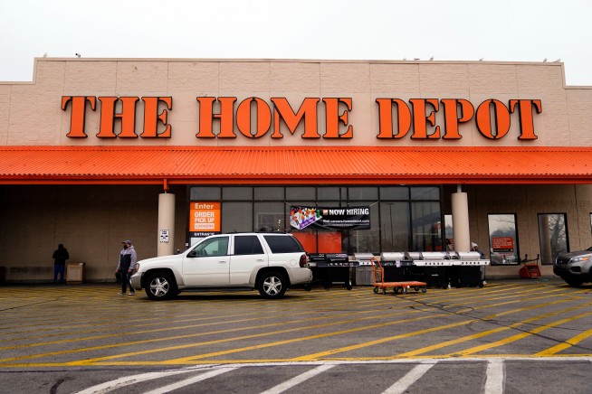 Alleged Theft Ring Preyed on Home Depot Methodically