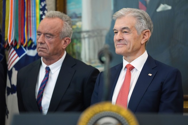 Trump Moves to End Transgender Care for Minors