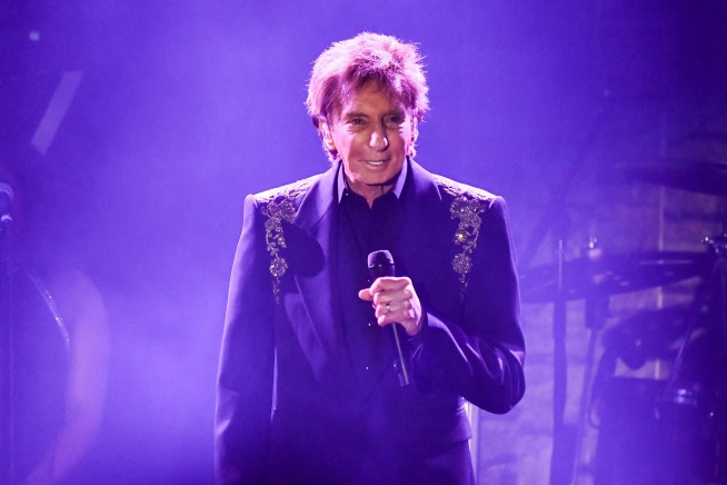 Barry Manilow: I Have Lung Cancer, but Prognosis Is Great