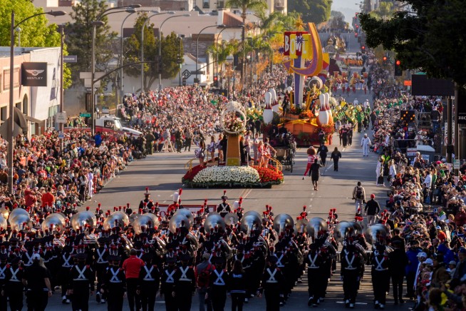 Rose Parade Could Be Doused for the First Time in 20 Years