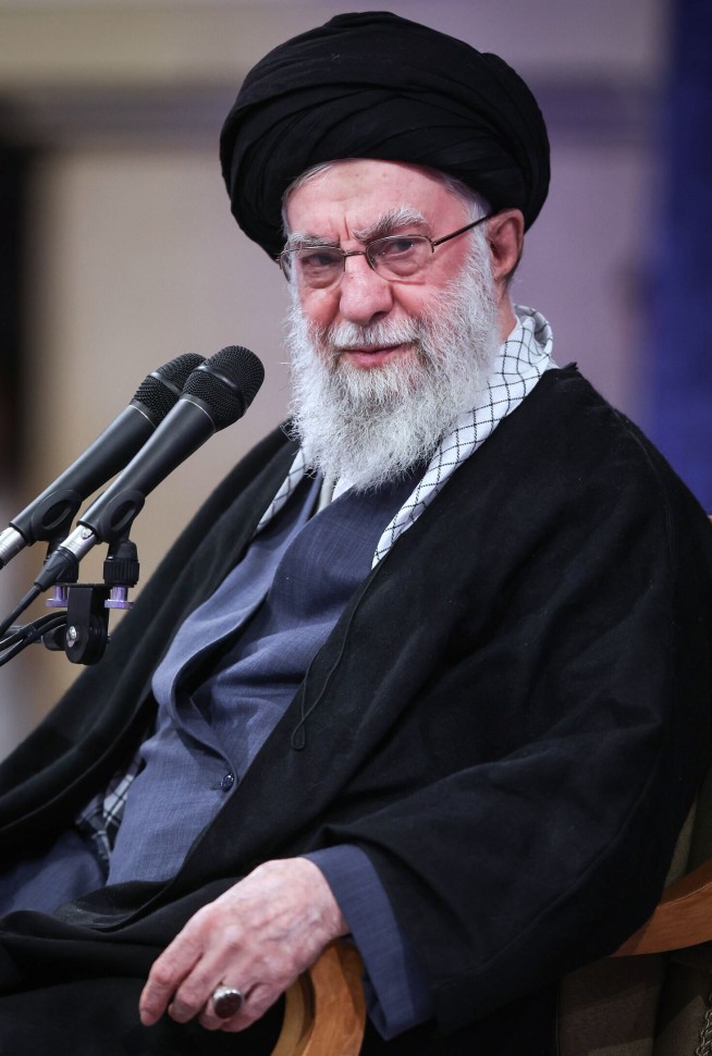 Khamenei: Iran 'Will Not Retreat'