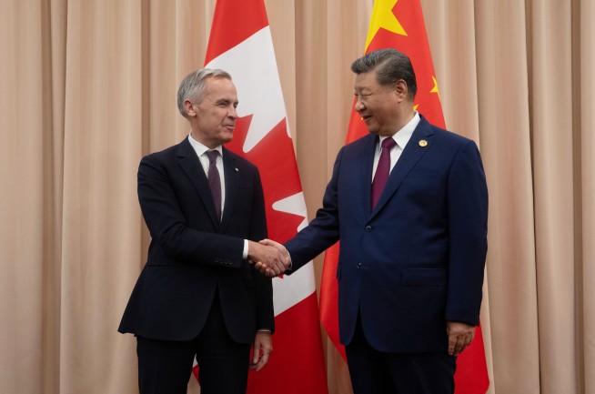 China Urges Canada to Get Out From Under America's Wing