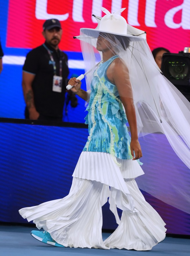 Naomi Osaka Rocks 'Jellyfish' Ensemble at Australian Open