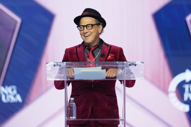 Rob Schneider's Wife of 15 Years Files for Divorce