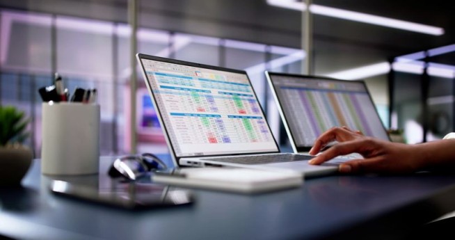 Auditor Makes 'Weird' Demand to Its Own Auditor Over AI