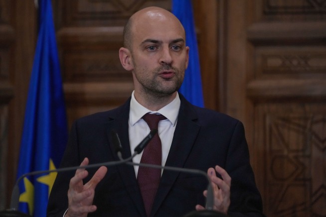 US Ambassador Ignores Summons From France