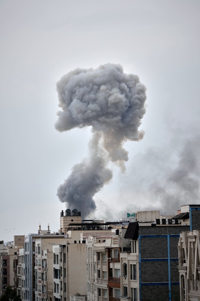 Kuwait Mistakenly Downs 3 US Fighter Jets