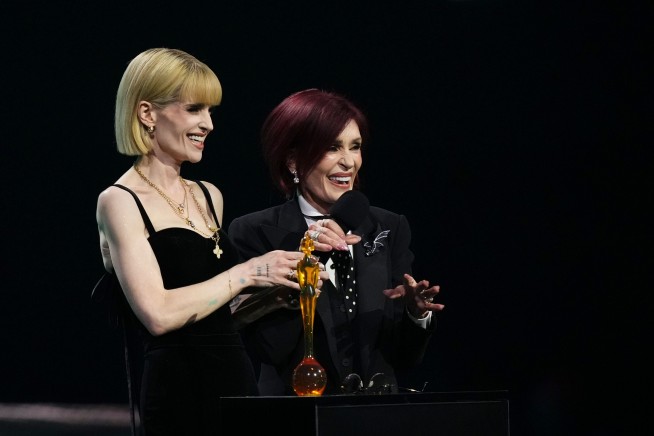 Kelly Osbourne Hits Back at Body-Shamers