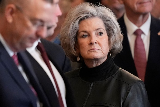 Report: Trump Aides Scramble to Curb Spiking Gas Costs