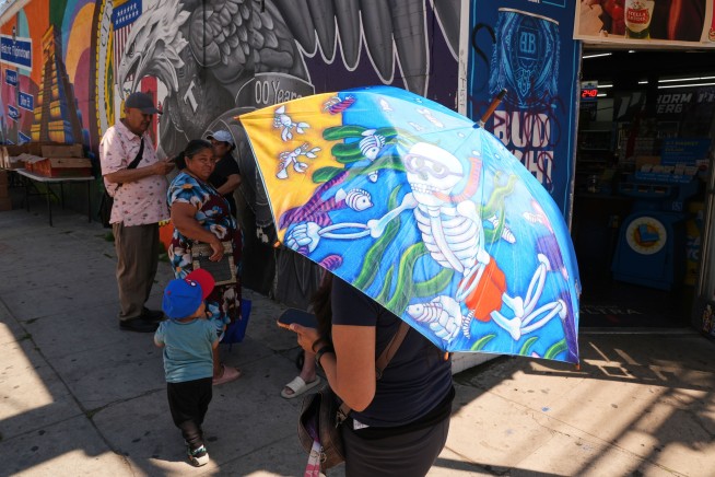 West Coast's Winter to Close With Triple-Digit Temps