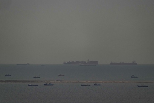 Chinese Ships Make U-Turn as Iran Blocks Certain Traffic