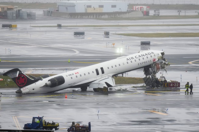LaGuardia Staffing May Have Broken Rules Before Fatal Crash
