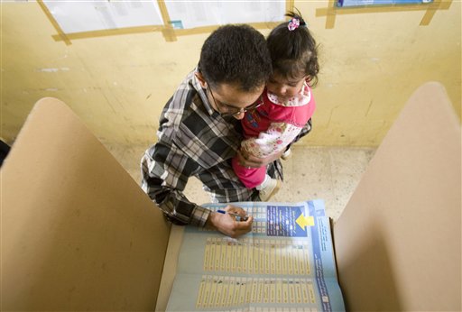 Iraqis Wrap Up Voting Amid Relative Calm