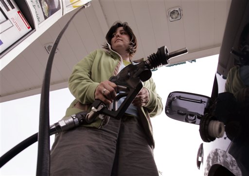 Oil Prices Plunge, Gas Not So Much