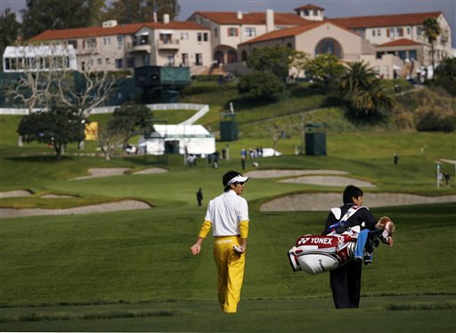 Bailed-Out Bank Drops Millions on LA Golf Bash