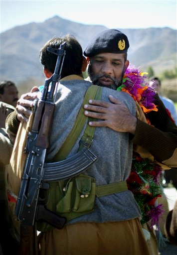 Pakistan Routs Insurgents in Militant Haven