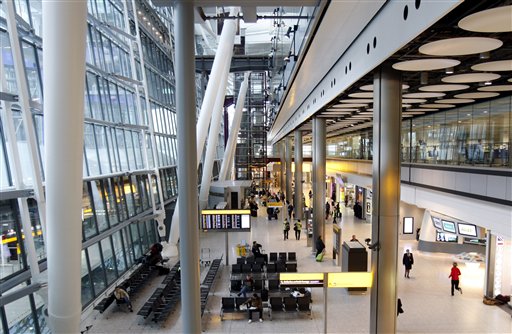 UK Breaks Up London Airport Monopoly
