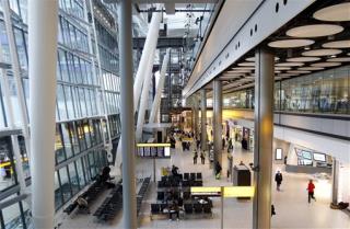 UK Breaks Up London Airport Monopoly