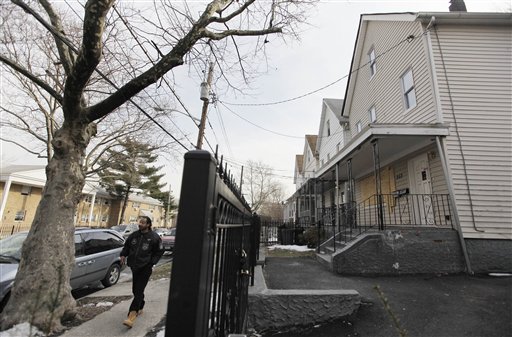 Foreclosure Crisis Wallops Minority Neighborhoods