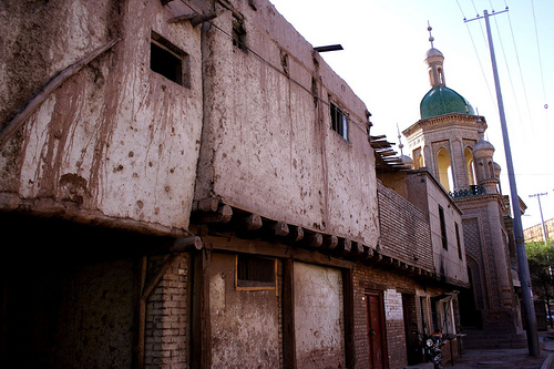 China Takes Bulldozers to Ancient Islamic City