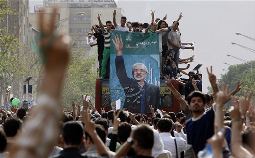 1 Dead After Shots Fired at Tehran Protest