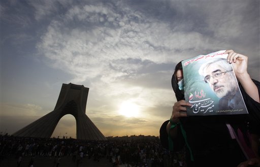 For Latest on Iran Unrest, Check Online First