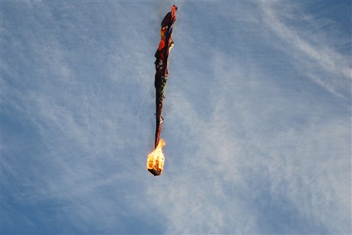 Hot Air Balloon Bursts Into Flames, Kills 2