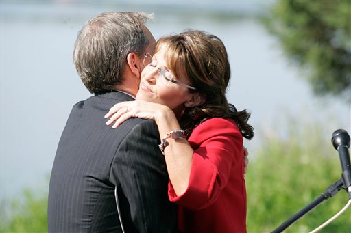 Palin Called GOP Bigwigs Before Quitting
