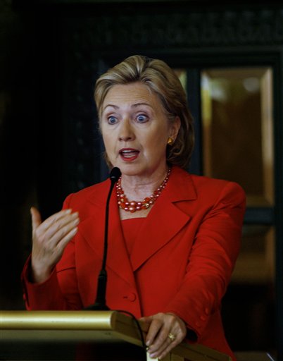 Clinton Urges India to Tackle Climate Change, Terrorism