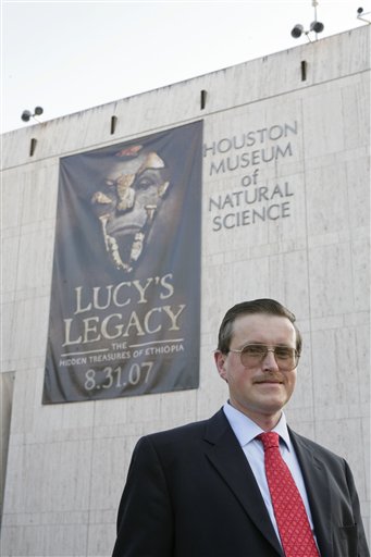 Lucy Debuts in Houston