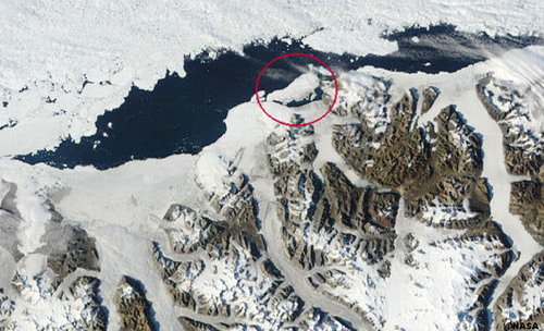 Massive Ice Island Finds Itself in a Jam