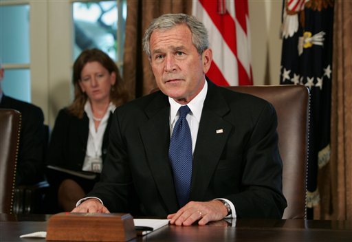 Bush to Back Troop Cuts