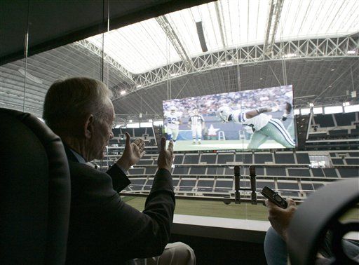 At Dallas' $1.2B Stadium, Video Board May Be Too Low