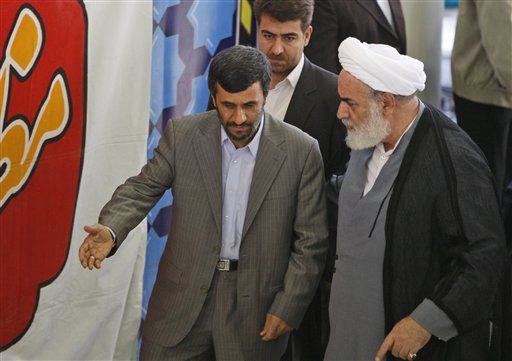 Ahmadinejad Wants Opposition Leaders Tried