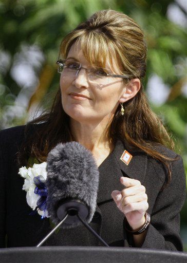 Palin Plans Media Kiss-Off for China Talk