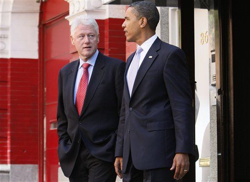 Bill and Barack Buddy Up Over Lunch