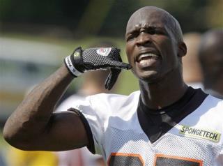 Chad Ochocinco to Fly Twitter Fans to His Games