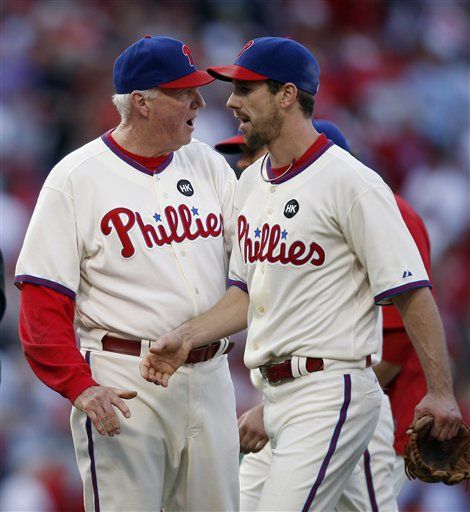 Lee Pitches Phillies Past Rockies in Game 1