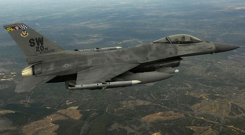 US Pilot Missing After F-16s Collide