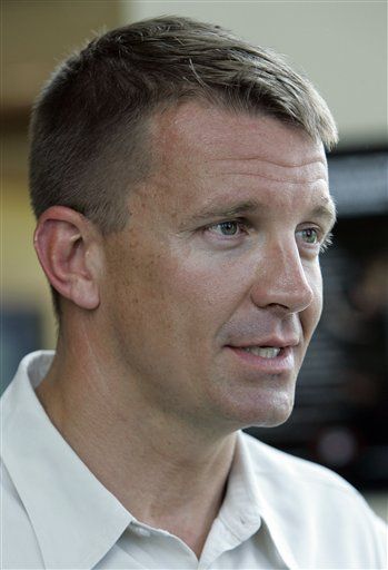 Blackwater's Erik Prince Is 'Graymailing' the CIA