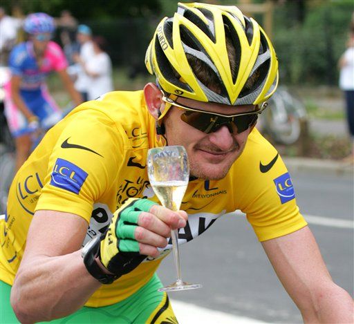 French Judge Issues Warrant for Floyd Landis