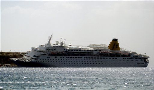 Cruise Ship Crash in Egypt Kills 3