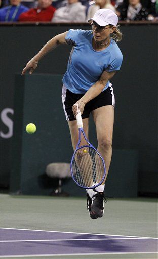 Tennis Great Navratilova Has Breast Cancer
