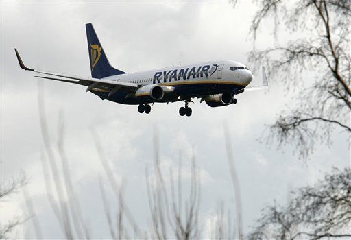 Discount Airline Close to Charging Pee Fee