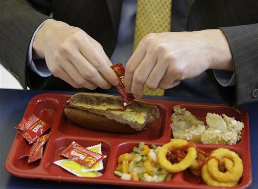School Lunches Threaten National Security: Ex-Officers