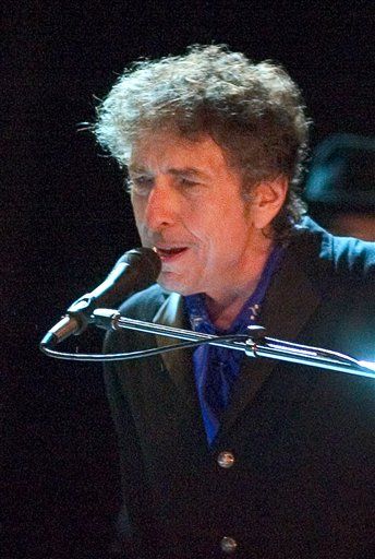 Bob Dylan's No Fake, Joni